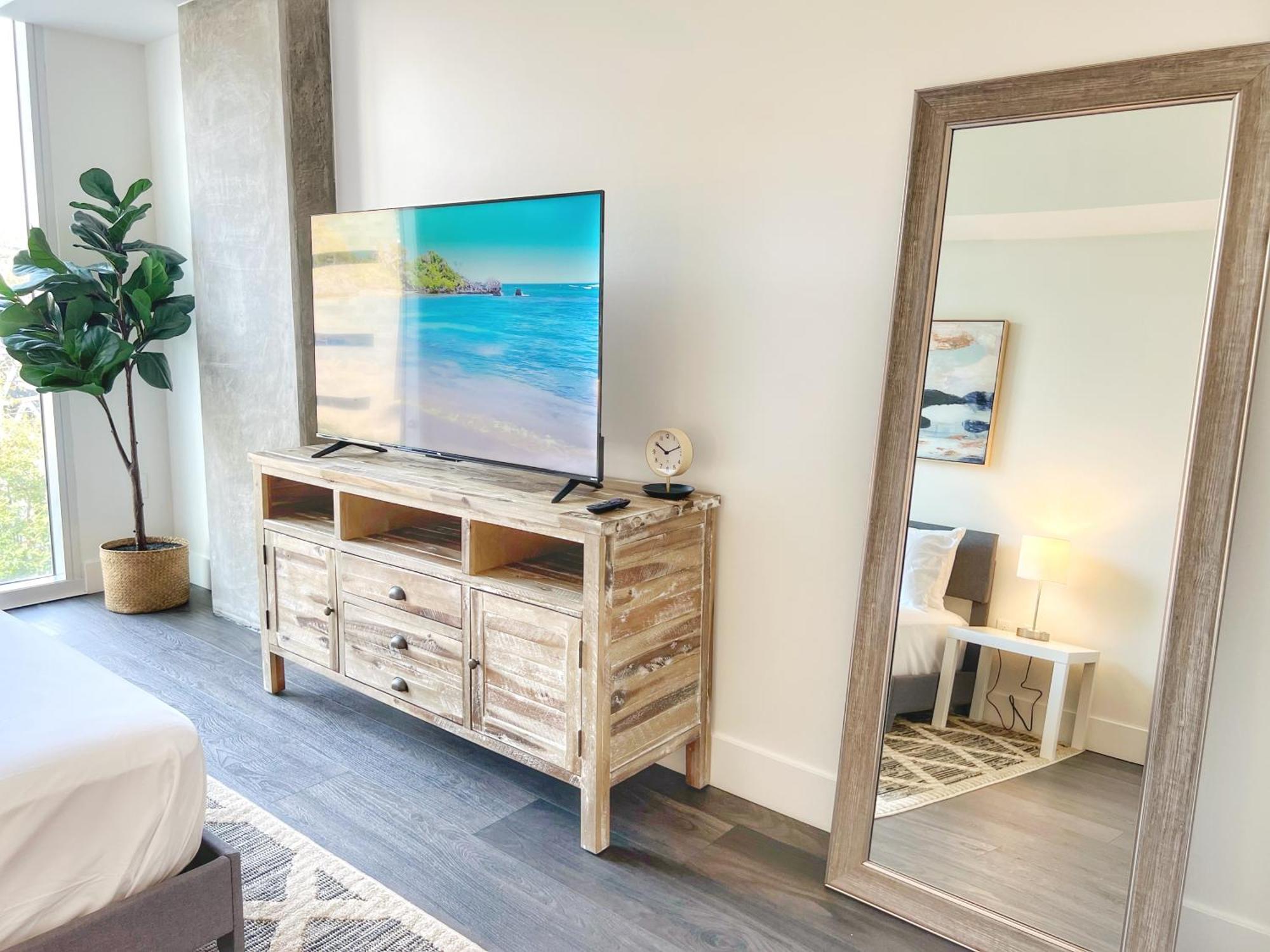 Stunning Apartment By Petco Park! Сан Диего Екстериор снимка