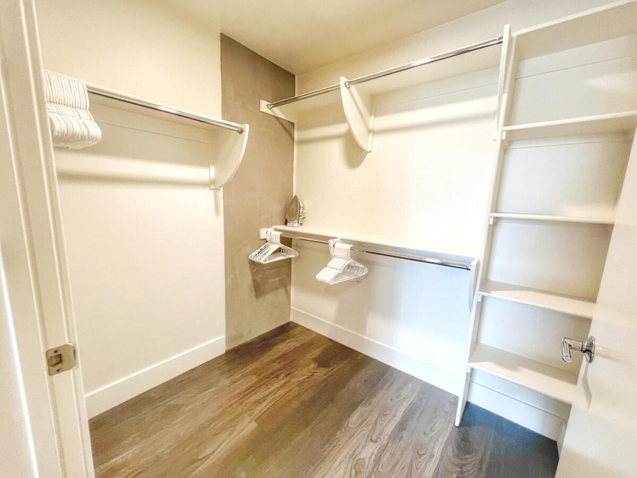 Stunning Apartment By Petco Park! Сан Диего Екстериор снимка