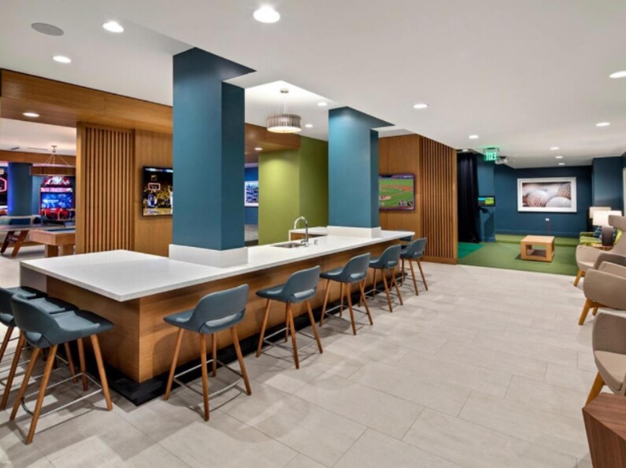 Stunning Apartment By Petco Park! Сан Диего Екстериор снимка